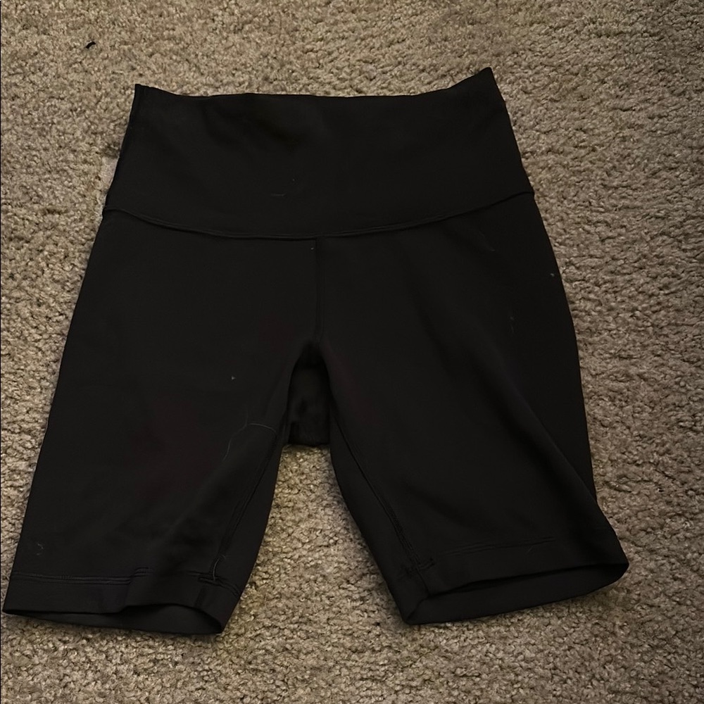 Black lululemon bike shorts